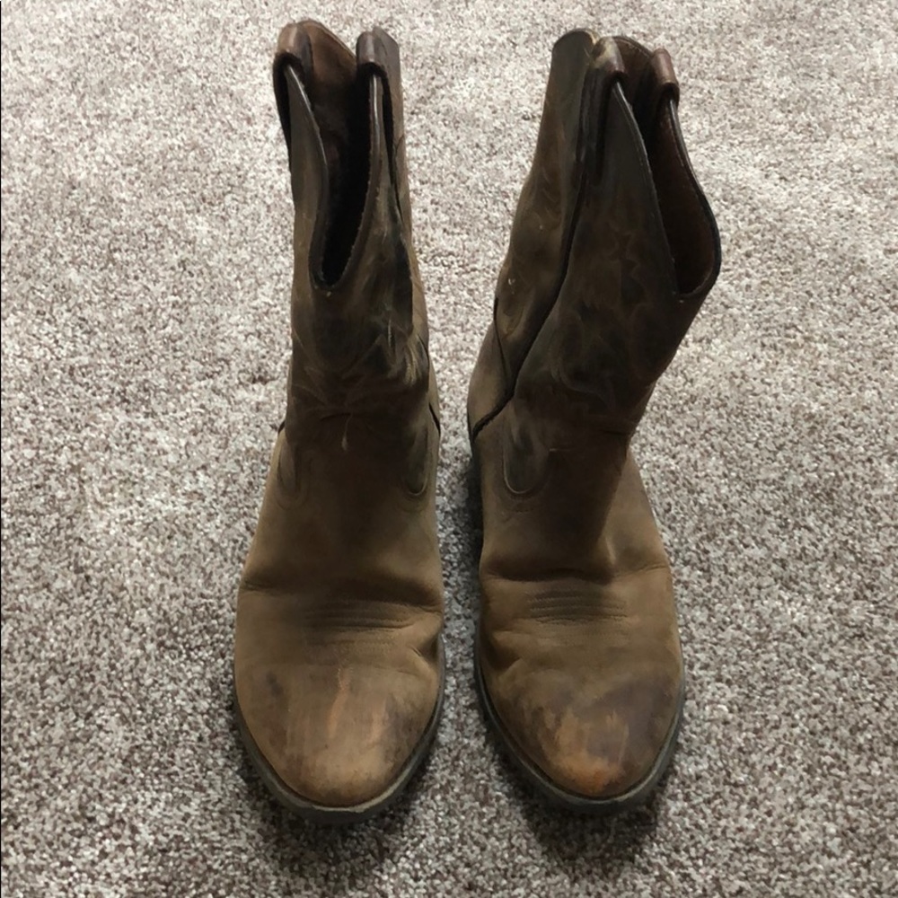 Ariat horse back-riding boots
